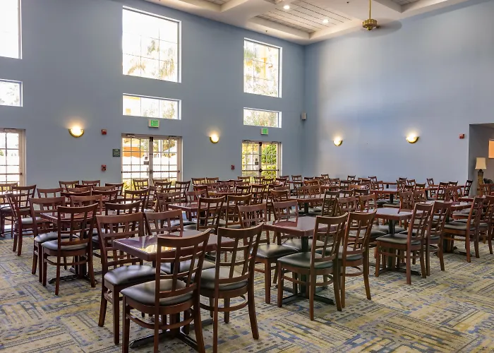 Surestay Plus By Best Western Orlando Lake Buena Vista